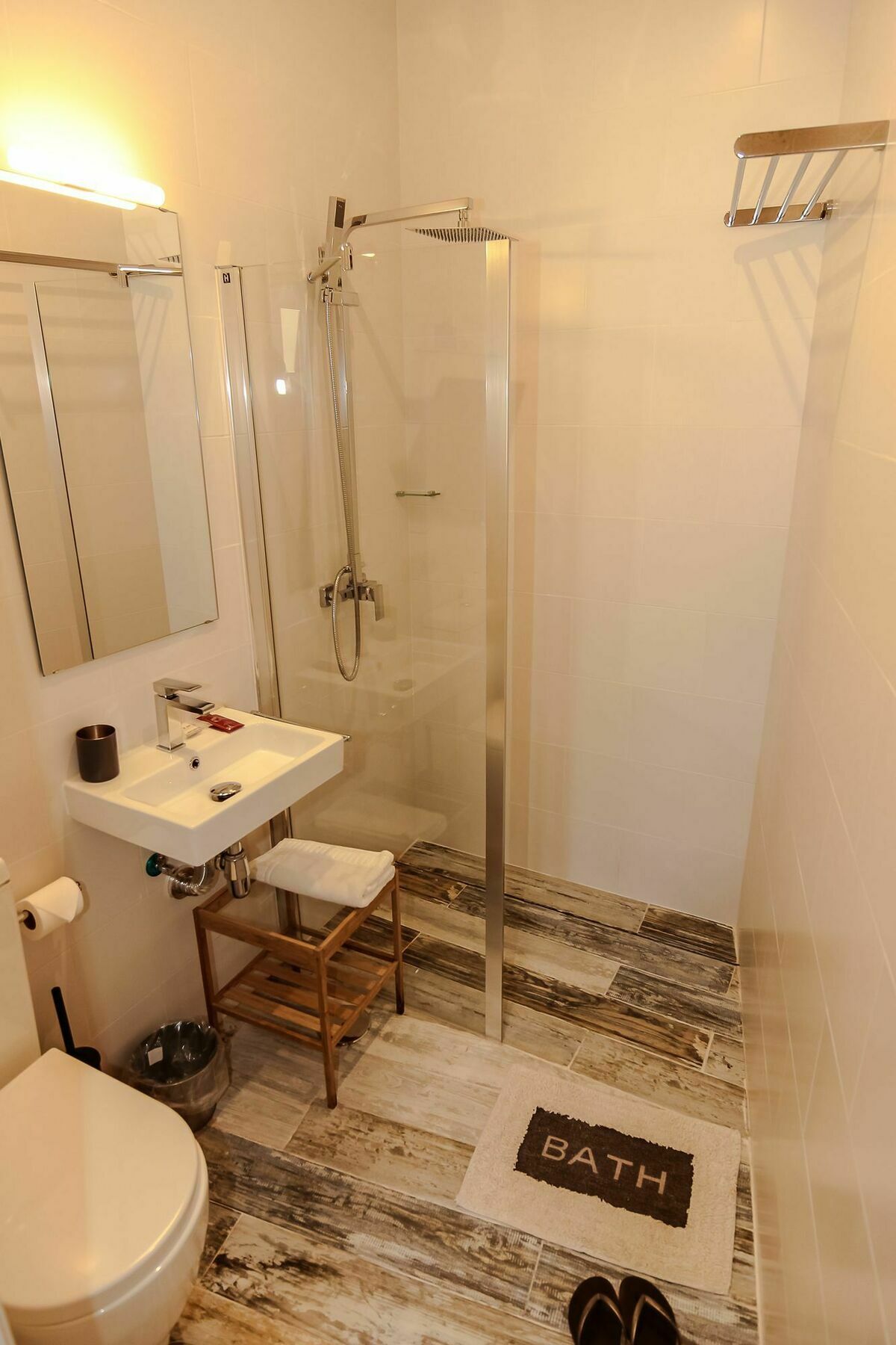 The 8 Rooms House طريفة المظهر الخارجي الصورة